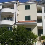 Katarina 2 Apartamento Makarska