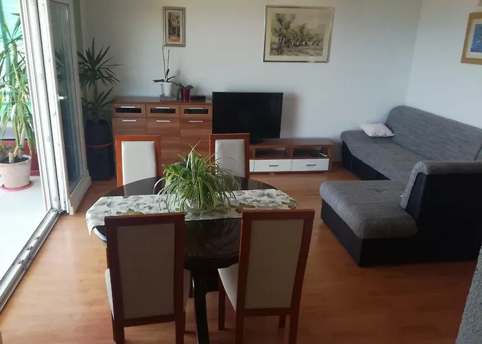 Katarina 2 Lägenhet Makarska